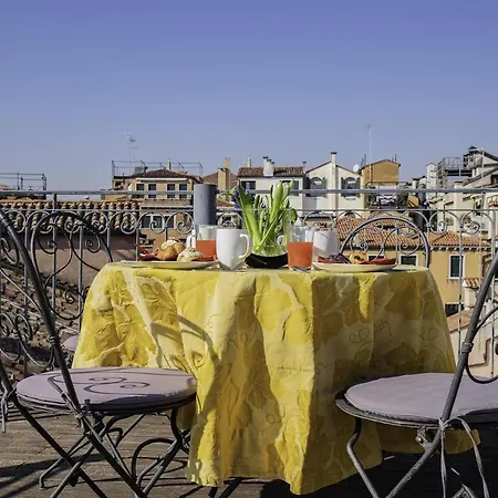 Corte Rossa Terrace Charming * Venice